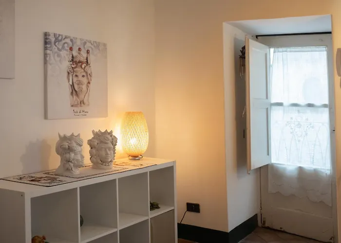 Civico 18 & Manzoni House - Exclusive Brand \